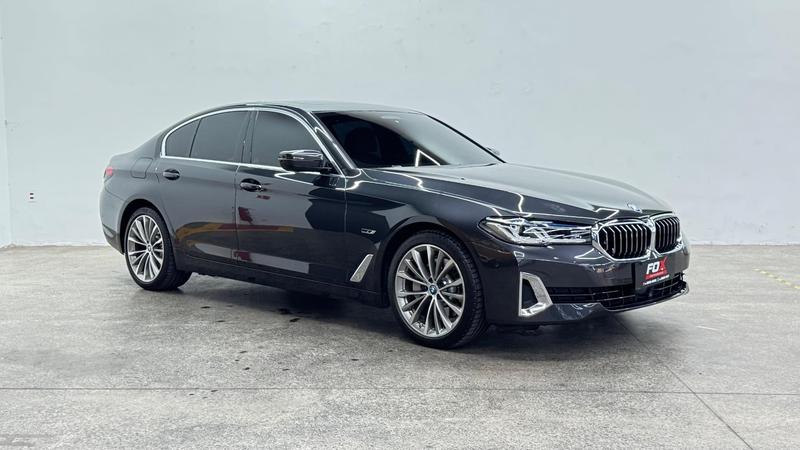 BMW 530e 2022/2023